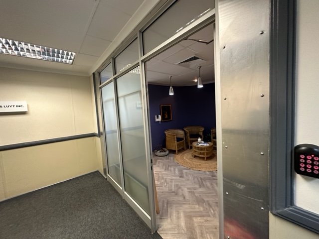 To Let commercial Property for Rent in Mowbray Western Cape